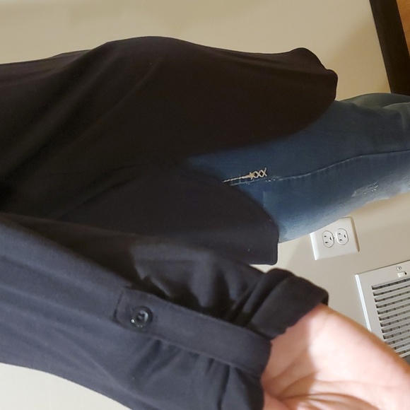 Long sleeve button down - Picture 3 of 4